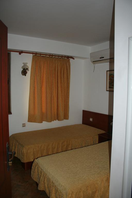 Todorova House Hotell Zlatograd Exteriör bild