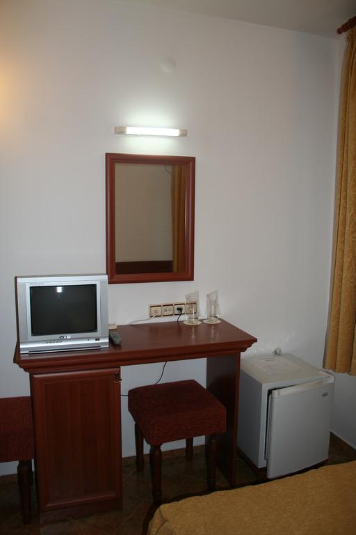 Todorova House Hotell Zlatograd Exteriör bild